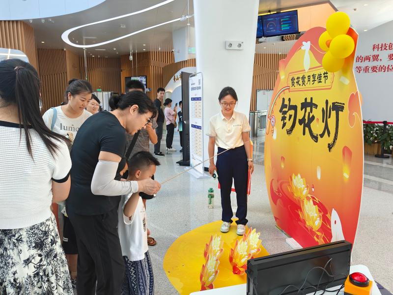 “九天揽月强国梦 科技中秋向未来”——黄山市科技馆举办中秋系列活动
