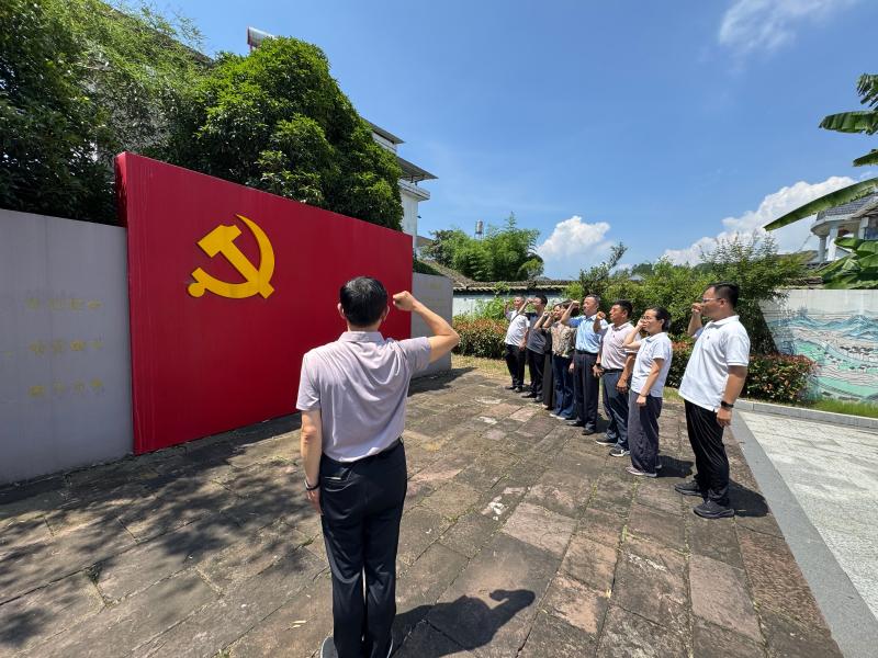 市科协赴休宁红廉展示馆开展主题党日活动